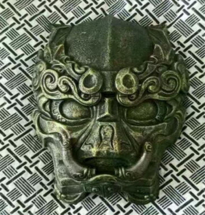 A-recreation-of-a-Chinese-mask-worn-as-armour-1.jpg